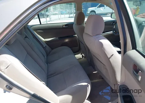 2006 Toyota Camry Le/Se/Std/Xle z USA, uszkodzony, nr VIN 4T1BE32K66U138682